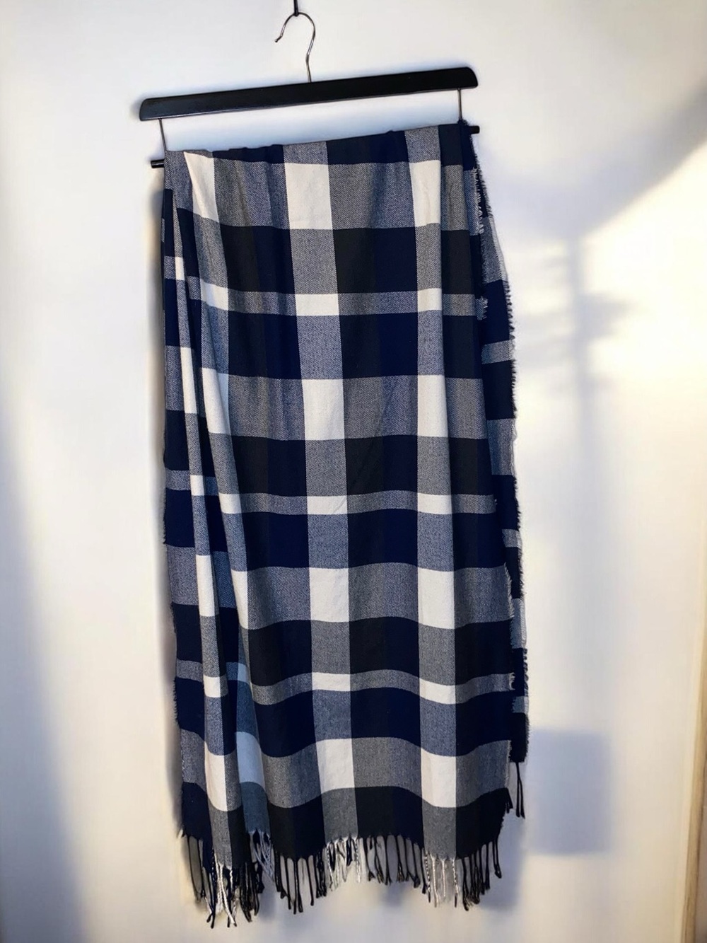 Plush Apparel Oversized Buffalo Plaid Blanket Scarf Wrap Navy Blue & White